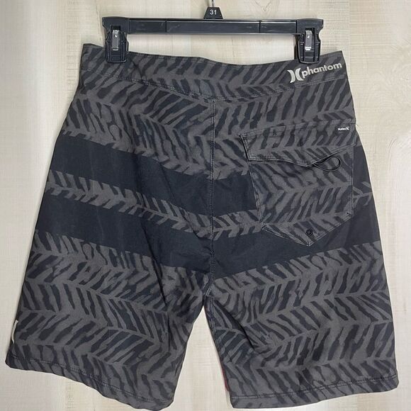 Hurley black and gray swim trunks board shorts, size 28 - Picture 11 of 14